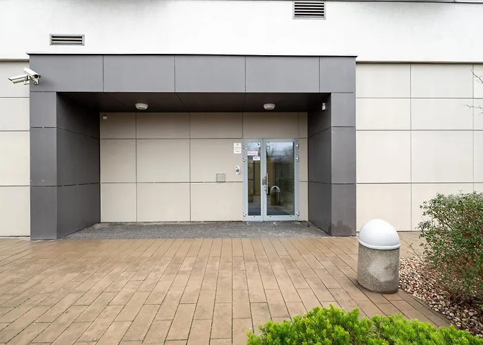 Metro Mlynow Homely By Bookinghost Lejlighed *