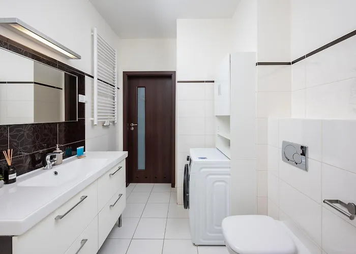 Lejlighed Metro Mlynow Homely By Bookinghost Warszawa