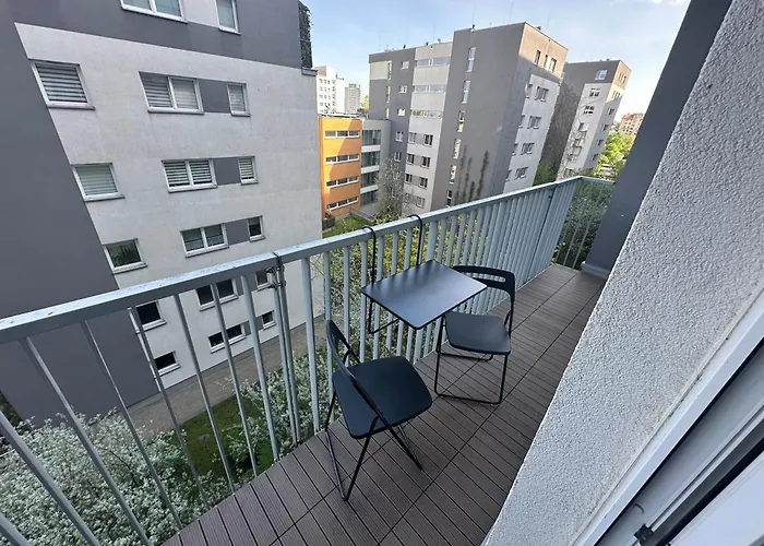 Apartment Metro Mlynow Homely By Bookinghost Warsaw
